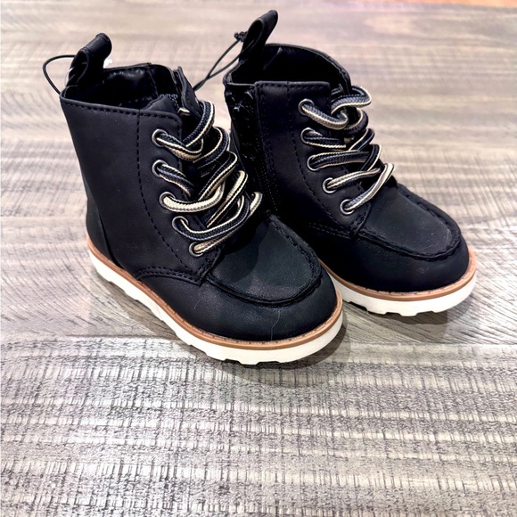 Cat & Jack black boots- size 5 baby - Picture 1 of 5